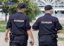 В Таганроге полицейский во время проверки пистолета случайно подстрелил себя