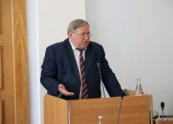 Депутат гордумы Ростова и в прошлом авиатор зарабатывает 203 тысячи рублей в месяц