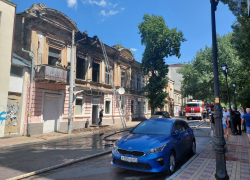 В Ростове загорелся дом Ивановского 22 июля 