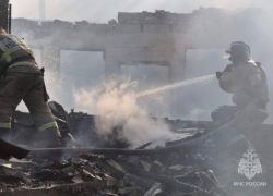 За прошедшие сутки донские спасатели ликвидировали восемь техногенных пожаров