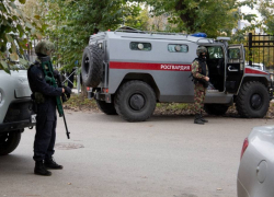 В Ростове поймали сбежавшего военного с оружием