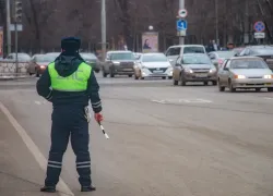 Инспекторов ГАИ задержали за вымогательство взятки от героя СВО в Ростове