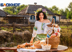 «Обед в деревне»: атмосферная фотосессия Екатерины Минаковой в конкурсе «Мисс Блокнот Ростов-2024»