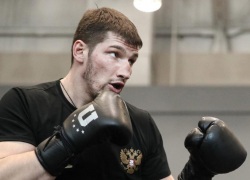 Боксерский бой между Папиным и Монтесом в Ростове перенесли на август