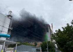 В Ростове загорелся дом обманутых дольщиков на улице Нагибина