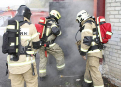 5 пожаров потушили огнеборцы Ростовской области за сутки