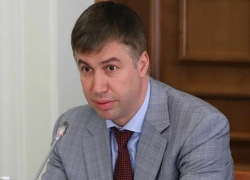 Логвиненко пригрозил уволить  главу департамента строительства Ростова