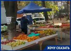 Незаконная парковка, торговые ларьки, кучи мусора и разбитый тротуар: жители Западного жалуются на бездействие властей