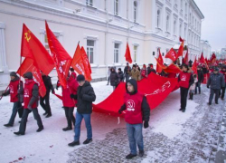 Коммунистам  запретили проводить митинг на Театральной площади 14 февраля 