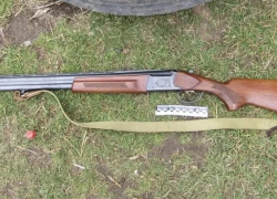 Дончанин попытался застрелить знакомого из охотничьего ружья, но потерпевший успел увернуться
