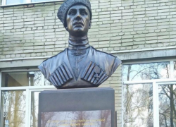 Памятник врагу советской власти барону Петру Врангелю открыли в Ростове