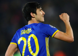 Болезнь матери заставила экс-форварда "Ростова" Азмуна покинуть сборную Ирана