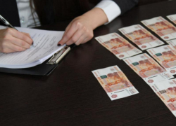 Мошенники заставили ростовчанку оформить кредиты и перевести почти 5 млн рублей на «виртуальную карту»