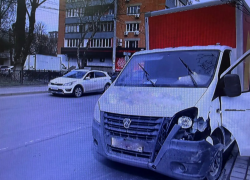 В Ростове угонщик разбил в ДТП «Газель», угнанную в Аксайском районе