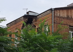 Власти Ростова заявили, что каждые 6 часов следят за состоянием аварийного дома на Шаумяна