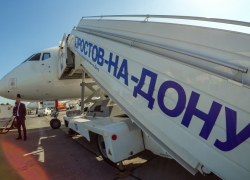 Двоих пьяных пассажиров сняли с самолета в аэропорту Ростова