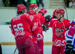 ХК «Ростов» разнес в домашнем матче саратовский «Кристалл»