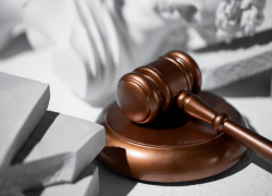 В Новочеркасске мужчину осудили на 11 лет за попытку убийства матери