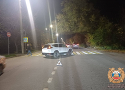 Водитель иномарки сбил женщину на пешеходном переходе на Нариманова в Ростове