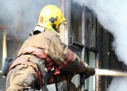 В центре Ростова горел четырехэтажный жилой дом