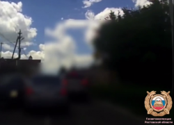 Несовершеннолетний без прав протаранил патрульный автомобиль ДПС и несколько авто под Ростовом