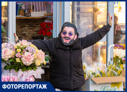 Цветочная лихорадка: ростовчане заполонили рынок на Береговой 8 Марта