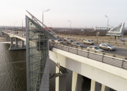 Лифты на Ворошиловском мосту в Ростове снова заработали