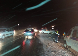Два человека погибли в ДТП на заснеженной трассе под Ростовом