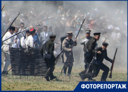 Гром орудий, ярость рукопашной и красивые дамы: показываем, как Таганрог отбивал атаки англо-французского десанта