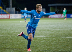 Главный тренер "Ростова" Карпин отказался от бомбардира "Зенита-2"