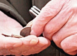 Вместо бесплатного проезда ветераны труда донского региона получат 332 рубля прибавки