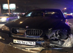 Молодой водитель BMW покалечил автоледи на Matiz на вечерних Стачках в Ростове