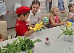 В Ростове состоялся мастер-класс по экологии в День Государственного флага РФ
