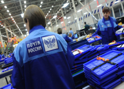 Работница почты в Ростовской области нагло забирала себе поступившие посылки из интернет-магазинов