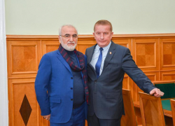 Администрация Ростова пообещала поддержку Ивану Саввиди 