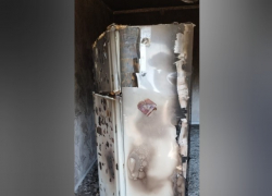 Жителей многоэтажки эвакуировали из-за загоревшегося холодильника в Ростовской области