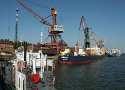 Прокуратура заинтересовалась невыплатой зарплаты бастующим в Ростове морякам 