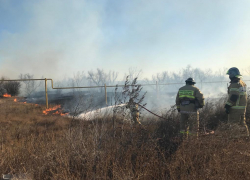 Из-за пожара под Ростовом эвакуировали детский сад
