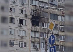 В Ростове потушили пожар в многоквартирном доме на Добровольского