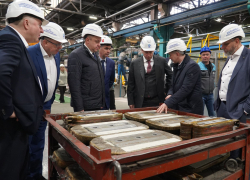 На Новочеркасском электровозостроительном заводе обсудили перспективы развития донской промышленности