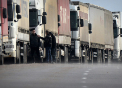 Из Крыма в Ростовскую область открыли новый маршрут для грузового транспорта