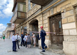 В Ростове обрушились перекрытия в старинном аварийном доме на Станиславского