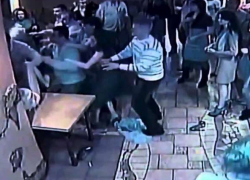 Пьяные полицейские устроили драку в одном из ночных кафе Ростова