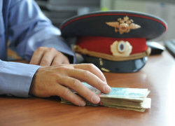 Отмазать за 300 тысяч рублей «сообщницу террористов» пообещал ростовский участковый