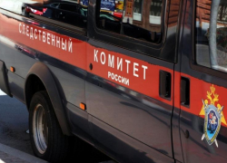 Уставший водитель попал в ДТП с опрокидыванием автомобиля в Ростовской области
