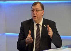 Глава заксобрания Ростовской области назвал слухами возможный уход Скрябина или Ревенко в мэрию