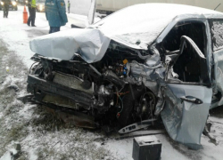 Двое молодых мужчин и 17-летний парень погибли в жутком лобовом ДТП на трассе Ростовской области