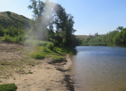 В Белой Калитве в реке утонул 58-летний мужчина