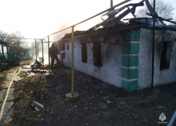 Три человека погибли в пожарах за сутки в Ростовской области