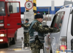 С 1 марта россиянам закроют въезд на Украину по внутренним паспортам